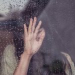 伪造412万存款证明 男子骗女子交往还发生关系