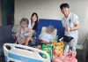 91岁失明华裔男长期卧床 81岁妻相伴照顾不离弃