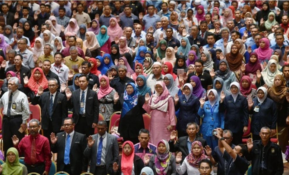 penjawat awam