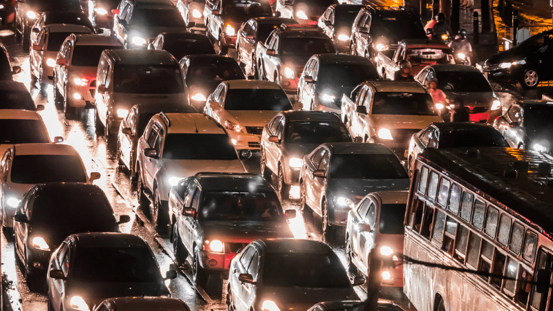 pixx-20231123-ENVATO-traffic-jam