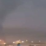 沙地机场惊传爆炸 十多辆救护车紧急驰援