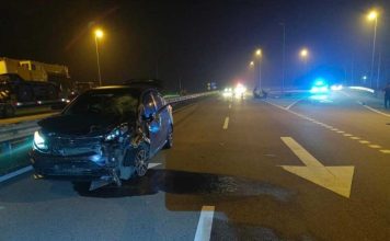 两人共骑摩哆疑逆行 猛撞直行车辆双双身亡