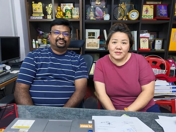 261029CMKfb56b-SB261028CKSA1-Daughter_Refute