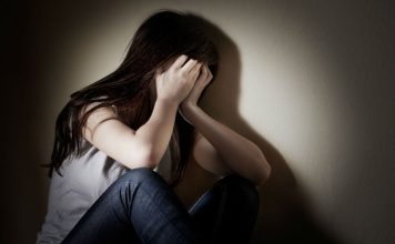 华裔少女遭园丁长期侵犯 疑3个月内多次发生关系