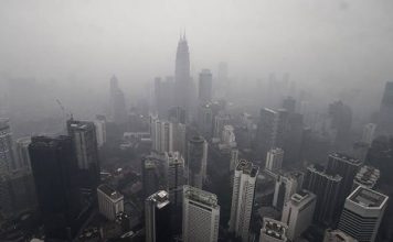 烟霾恶化影响多州学校 柔森甲雪隆布明起关闭