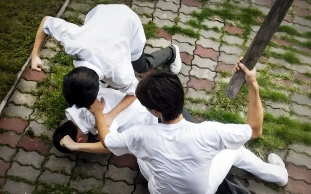80bffd71-buli-bully-sekolah-scho