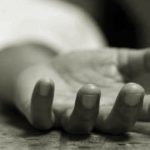 一家三口住度假村3周 人妻挥刀残杀父子