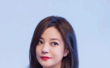 赵薇谈16岁女儿 坦言不适合娱乐圈