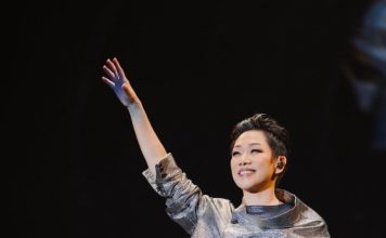 林忆莲罕见动怒 疑当场训斥工作人员