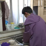 结婚不到2个月就离婚 女子获拆迁费前夫拿走四成