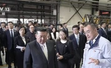 金正恩“病逝”谣言被打破 本人突现身中国还参观工厂