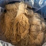 仓库暗藏36大桶走私猪肠 逾5吨猪肠准备卖给餐馆