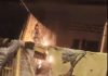 罗兴亚聚居区凌晨爆骚乱 4人骑摩托掷汽油弹砸车