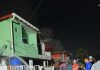 住宅区傍晚突发大火 6栋住屋惨被烧毁