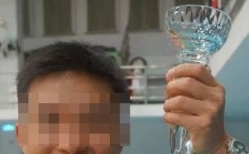 受刑人与妻情妇厕所发生关系 调查官被控滥用职权